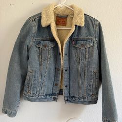 Levi’s Sherpa denim Jacket