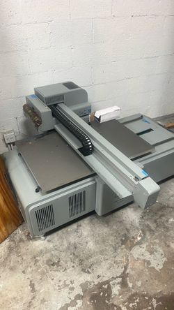 Large Format UV Flatbed Printer