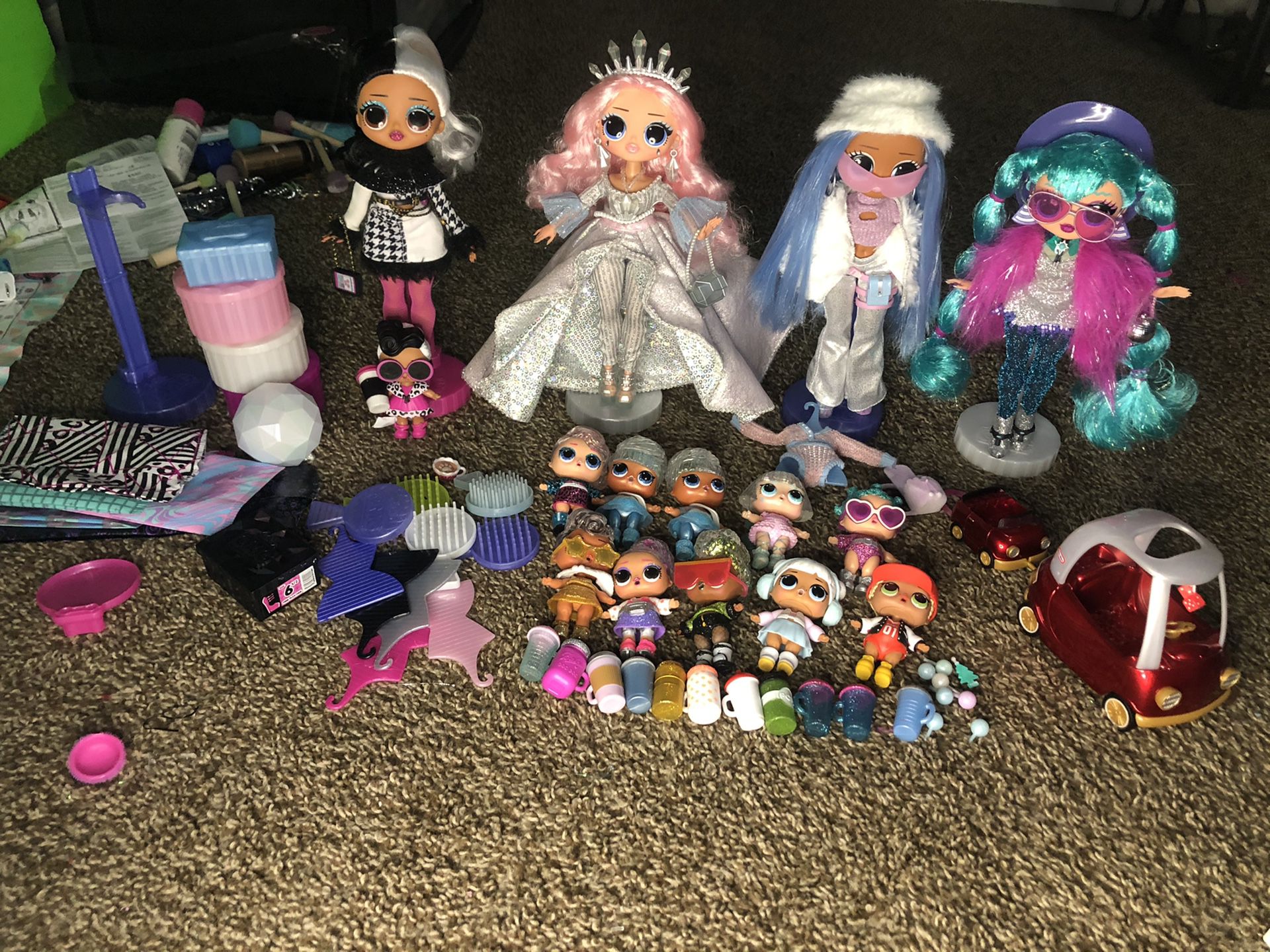 Lol suprise and Omg doll lot