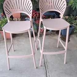 Nice Barstools In Good Condition 