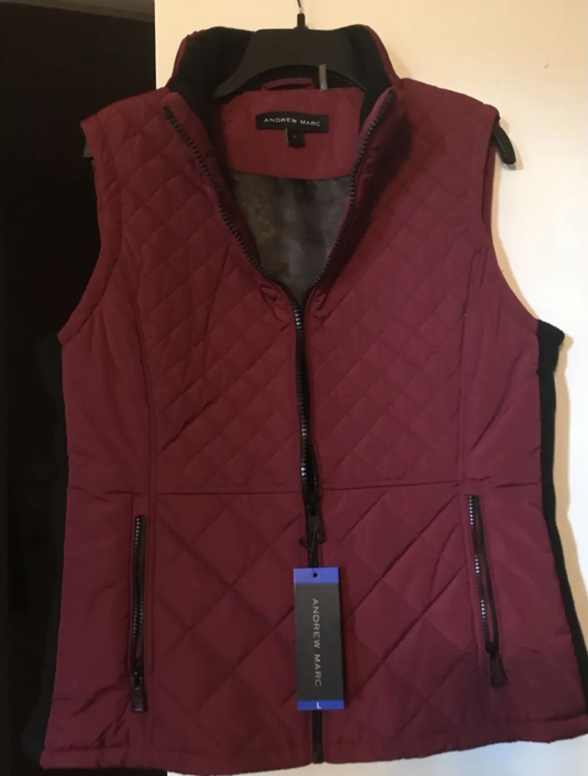 Andrew Marc Chaleco acolchado para mujer