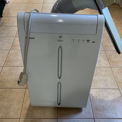 Black+Decker BPACT14WT Portable Air Conditioner 14,000 BTU for Sale in New  York, NY - OfferUp
