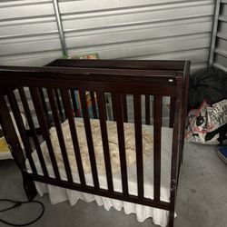 Mini Crib 