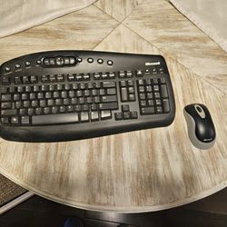 Cordless Keyboard And Mouse