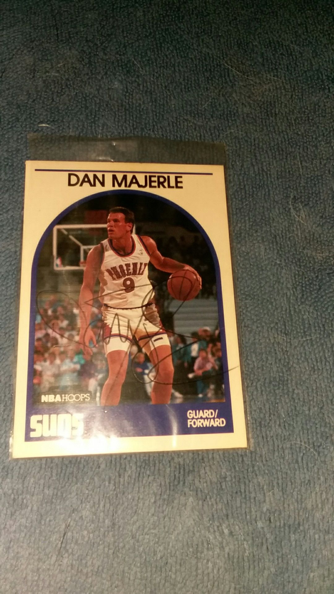 Dan majerle rookie card w/autograph mint condition