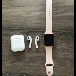Smartwatch And Earbuds 