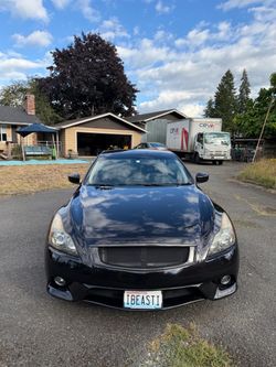 2012 convertible Infiniti G37