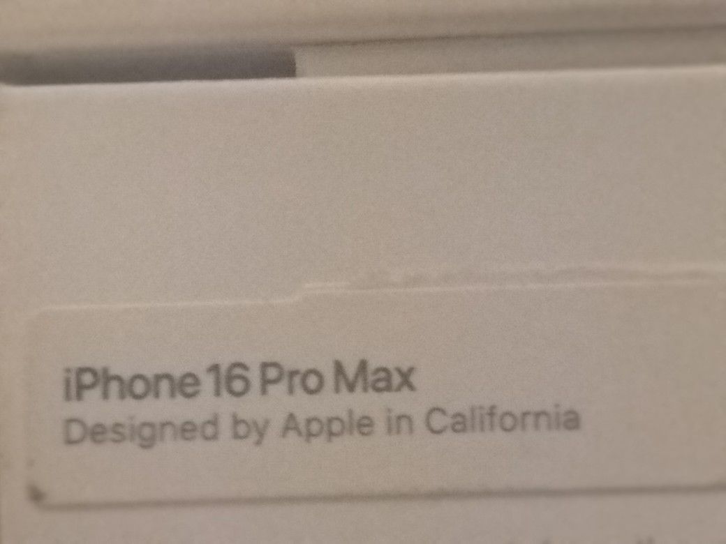 Brand-new I Phone 16 Pro Max256 Gb