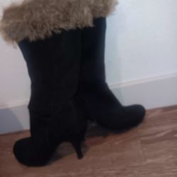 Boots With Fur