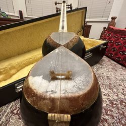 Persian Guitar ( Tar ) 