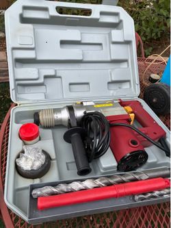 CHICAGO ELECTRIC 1" HEAVY DUTY ROTARY HAMMER KIT W/ HARD CASE