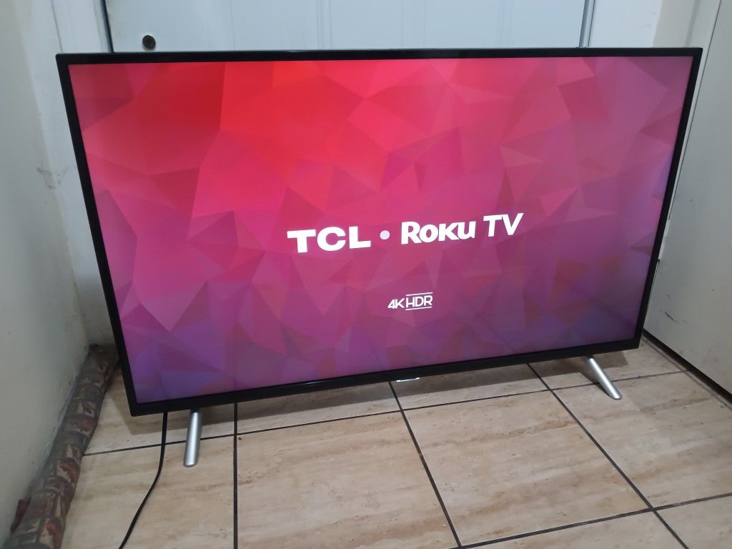 43" TCL Roku 4k SMART TV