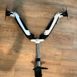 Heavy Duty Dual Monitor Mount
