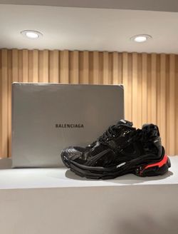 Balenciaga Runner LED “Black”