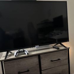 43 inch Roku 4K UHD TV!!!! (Read description!)