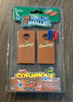 World's Smallest Cornhole Item # 586 E25 NEW