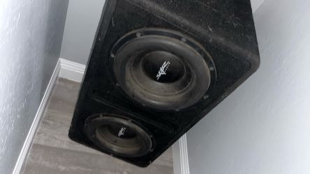 Skar audio 2 12 inch subwoofer