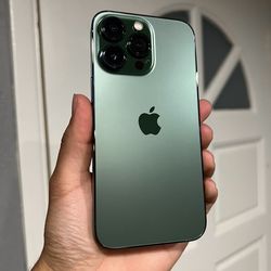 iPhone 13 Pro 100% Battery Unlocked Like New