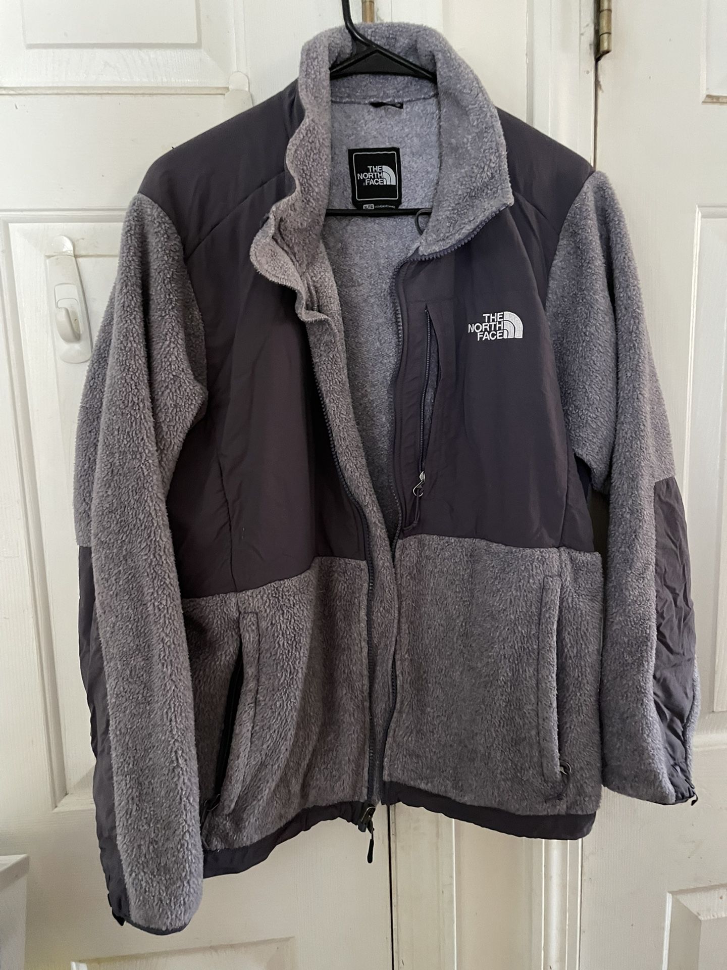 Authentic North Face Color Heather Gray Fleece  Xlarge 