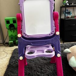 Toddler Easel 