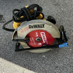 Dewalt Saw