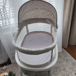 Bassinet/ Swing