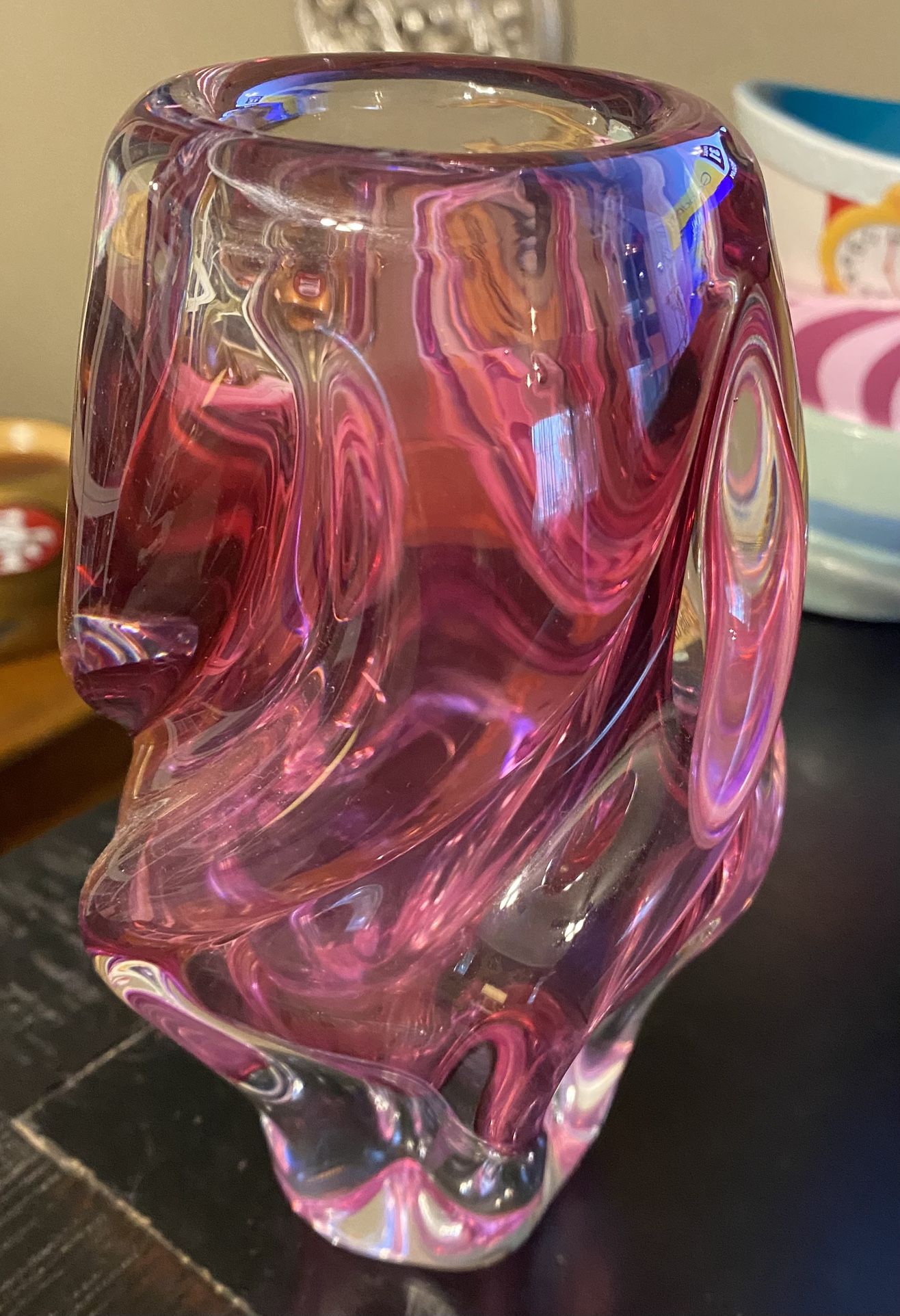 VINTAGE PINK CRYSTAL GLASS VASE