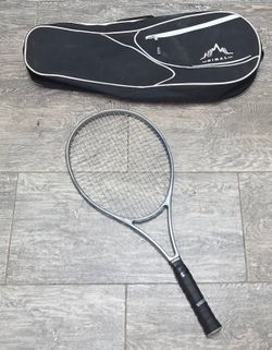 tennis racket and bag