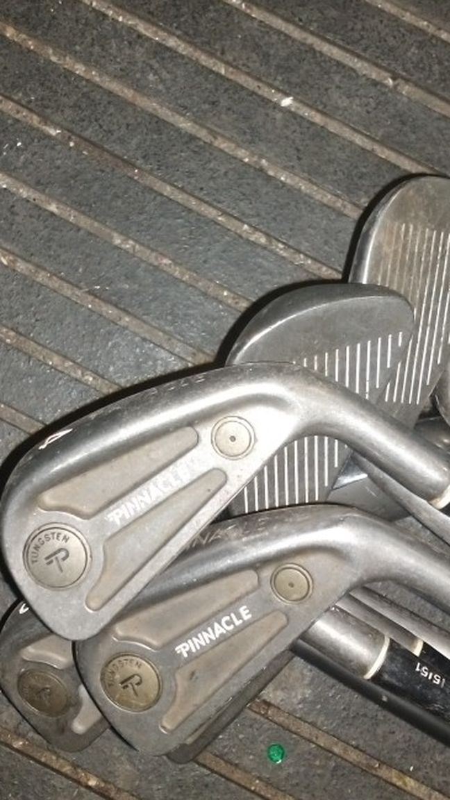 Pinnacle Full Set Of Clubs
