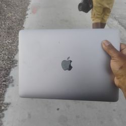 Mac Book