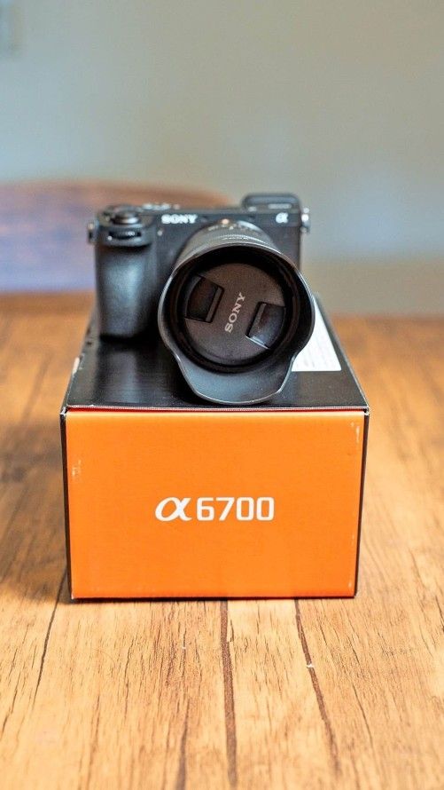 Sony a6700+18-135mm Camera