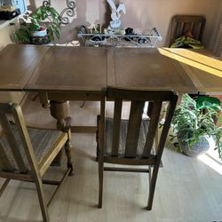 Antique Oak Table With 4 Chairs