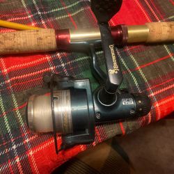 Diawa Fishing Pole 6-1/2 Ft with Browning Spinning Reel Two-piece Portable 