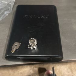 Portable hand gun safe