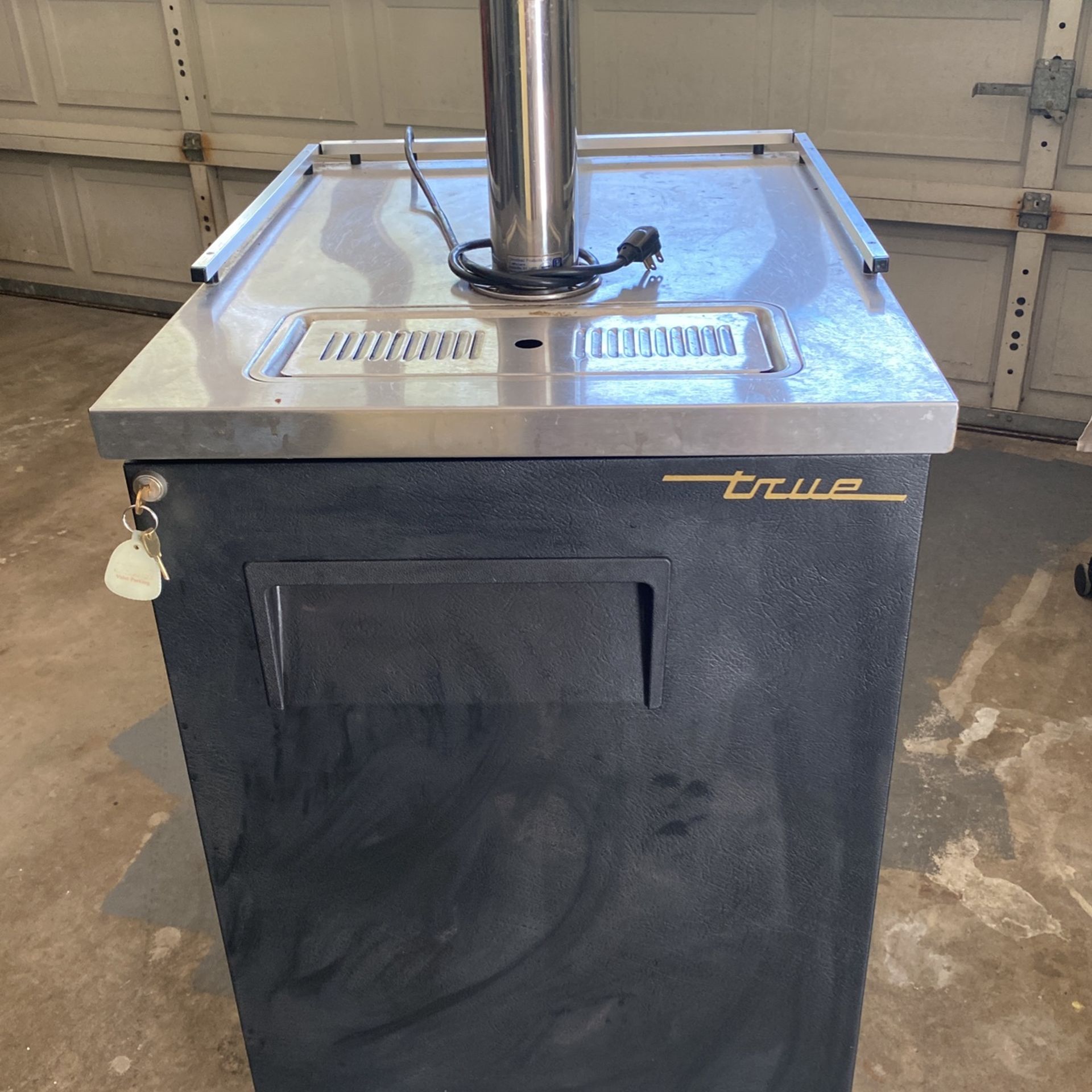 True Kegerator for Sale in Lakeland, FL OfferUp