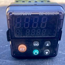 Watlow EZ-ZONE  Temperature controller