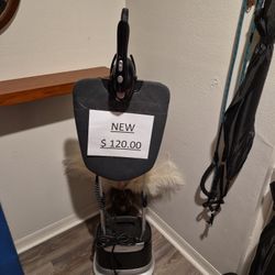 Steam & Iron Vaporizador y Plancha Todo En 1, Sin Uso, Totalmente Neva