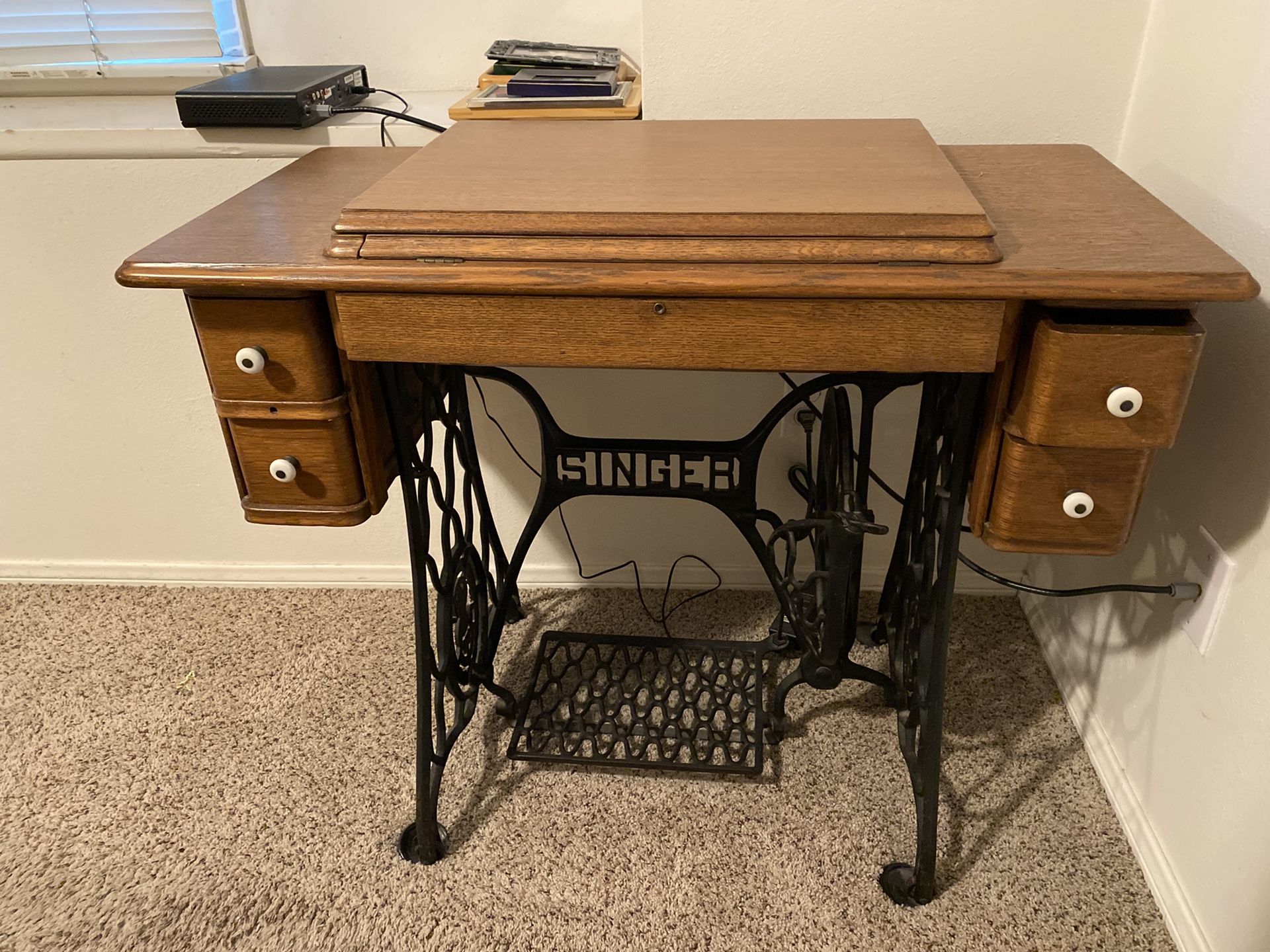 Singer Treadle Sewing Cabinet