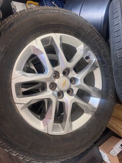 OEM Chevy Colorado Wheels w Tires