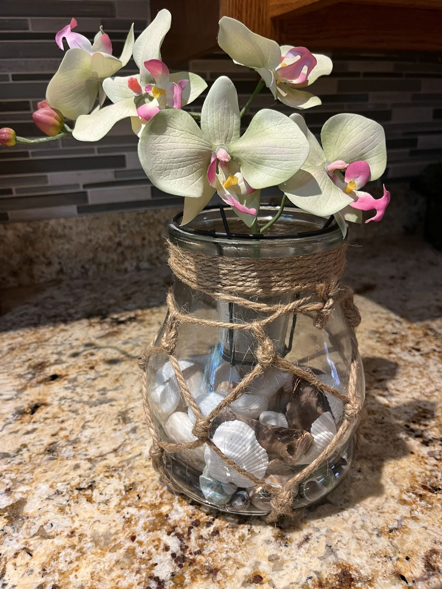 BEAUTIFUL SILK FLOWER ORCHID DECOR