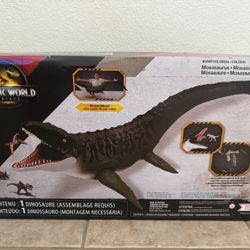 Mosasaurous Super Colossal Rebirth . New . Unopened 