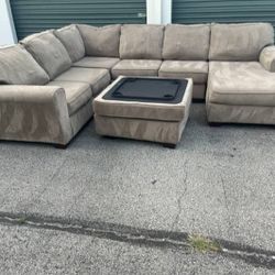 Light Brown Sectional With Ottoman Storage 