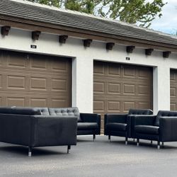 Couch/Sofa Set - Black - Delivery Available 🚛