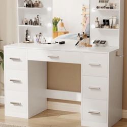 Makeup Vanity