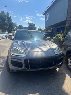 Porsche cayenne GTS
