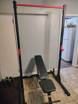 Pull-up bar/ bench pressure/ squat rack