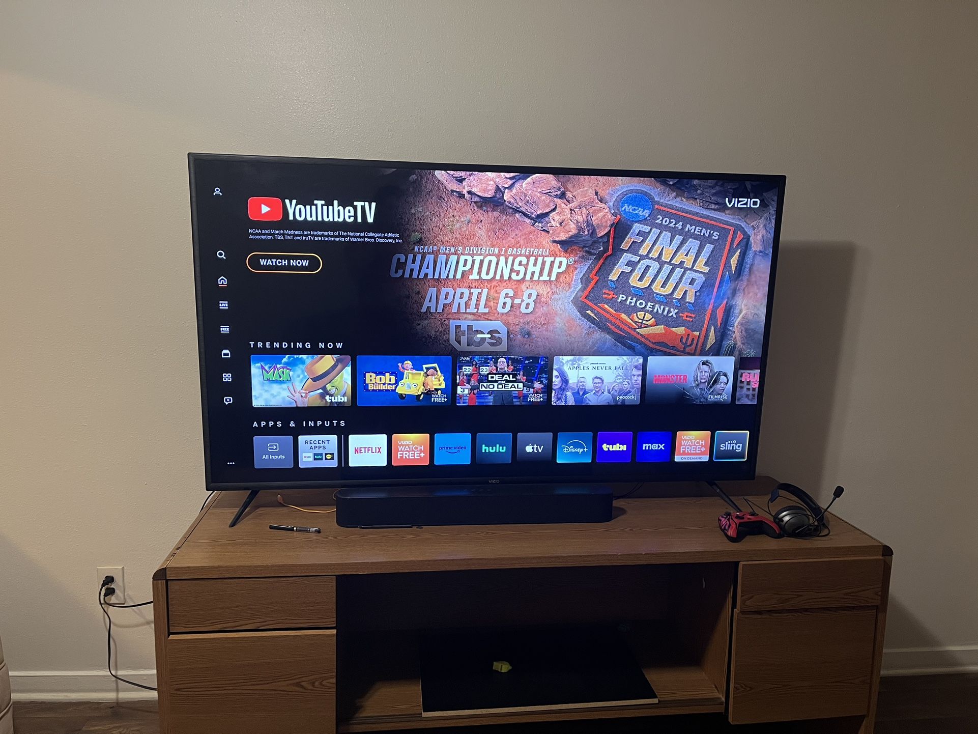 75 Inch Vizio smart tv 