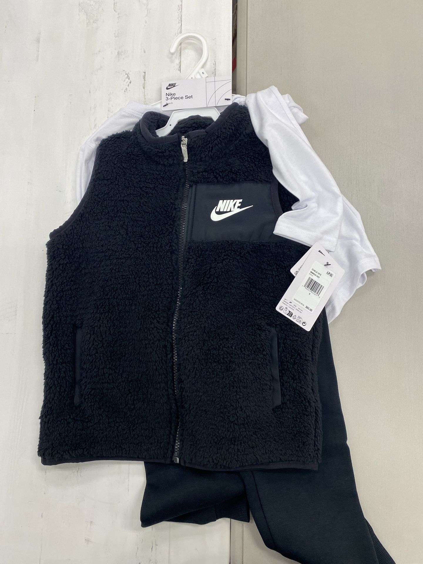 Nike 3piece set boys S