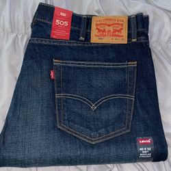 BRAND NEW ! Levi’s 505 Straight Leg Size 40x32