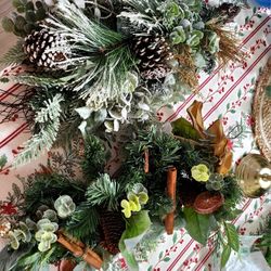 two very natural Christmas arrangements